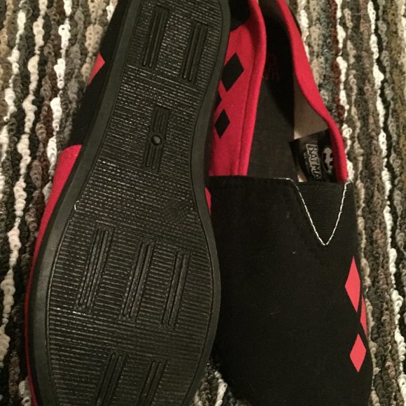 Harley Quinn Flats - Size Large - Picture 3 of 3